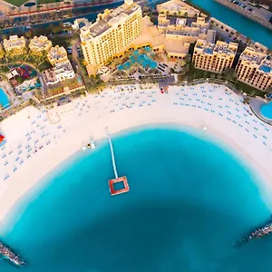 5* Feriested Doubletree By Hilton & Marjan Island